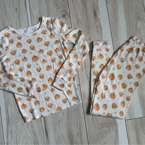 Essentials Kids Pajama Set with Pumpkin Print